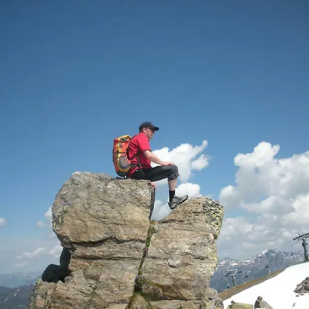 Rudigier Apartment *